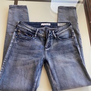 GUESS sienna medium rise curvy fit size 0